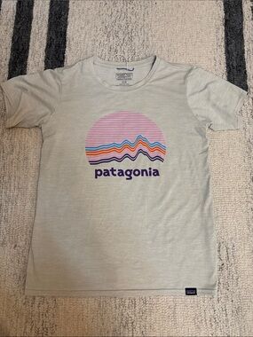 Patagonia Light Gray Tee with Pink, Blue & Orange Graphic